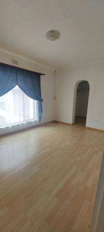 To Let 3 Bedroom Property for Rent in Grassy Park Western Cape